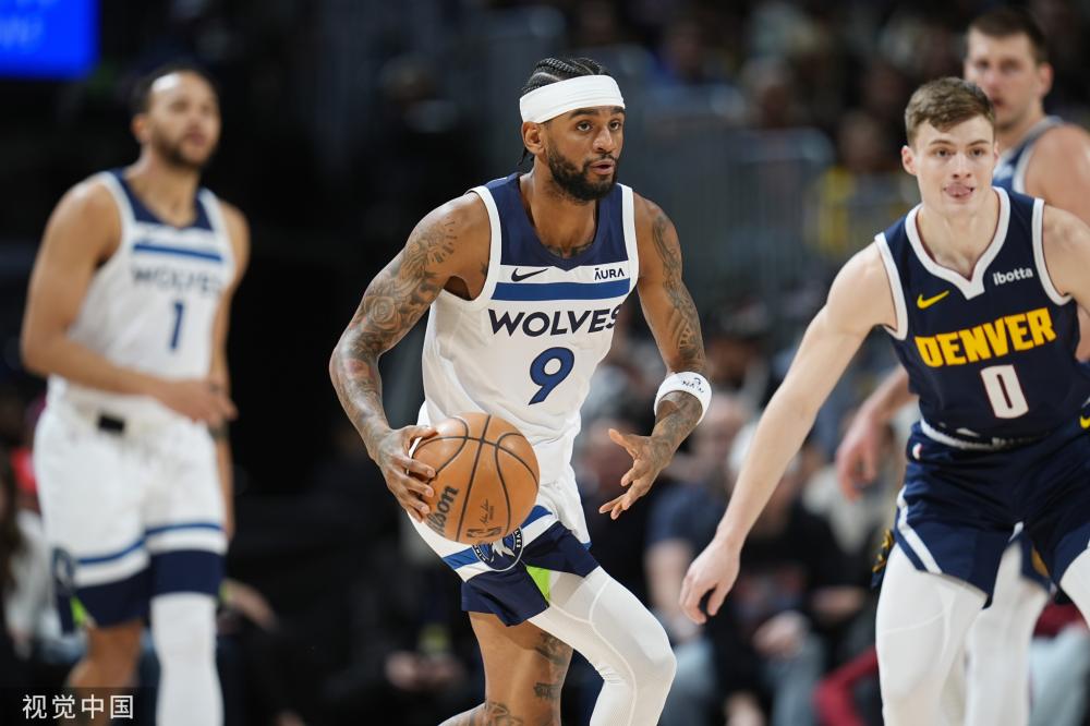 足球总是闪 足球总是闪