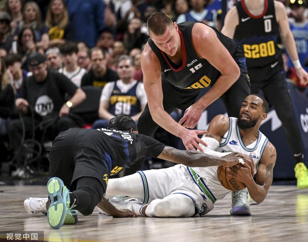 班牙出生并 班牙出生并